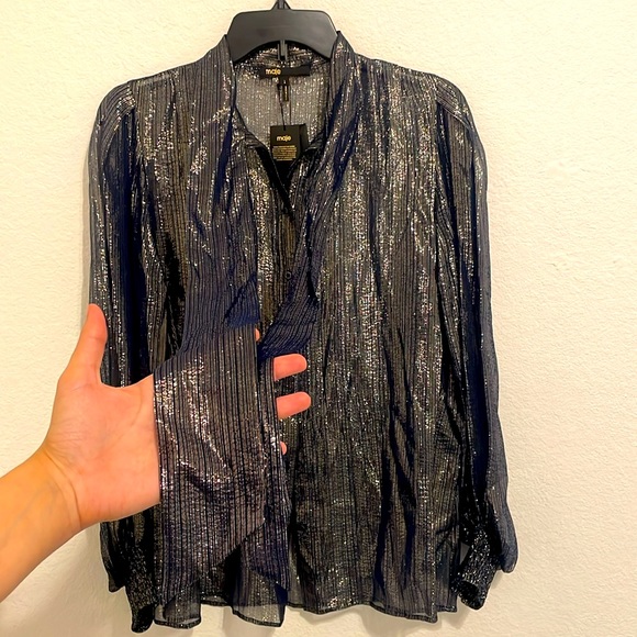 Beautiful Top - Picture 3 of 5